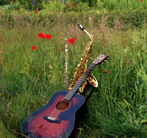 gitarre-sax-und querflöte